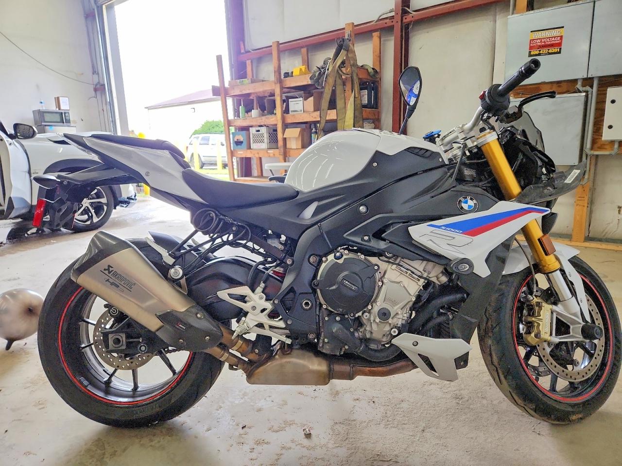 2020 BMW S 1000