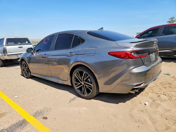 2025 TOYOTA CAMRY