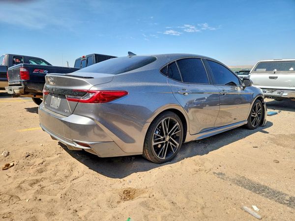 2025 TOYOTA CAMRY