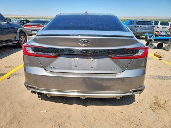 2025 TOYOTA CAMRY