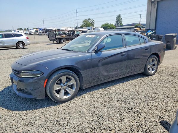2016 DODGE CHARGER SXT