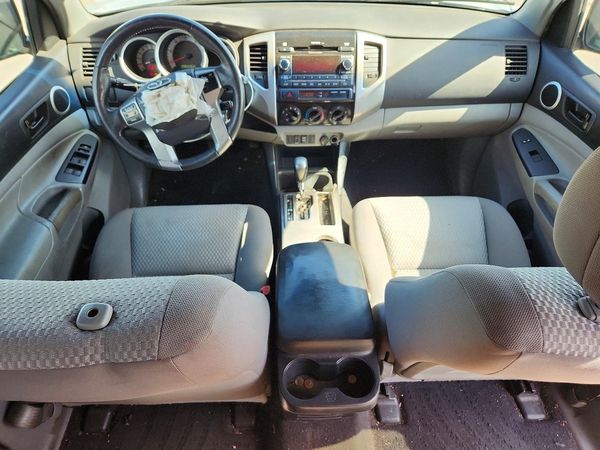 2012 TOYOTA TACOMA