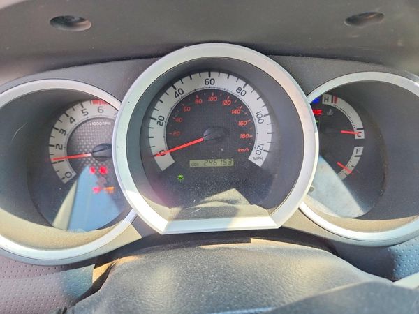 2012 TOYOTA TACOMA