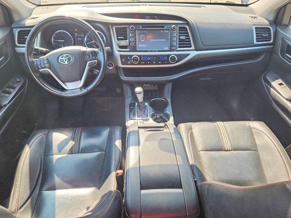 2019 TOYOTA HIGHLANDER SE/XLE