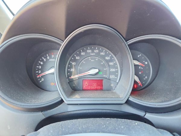 2014 KIA RIO 1.6 AT EX STD/Conv/Eco