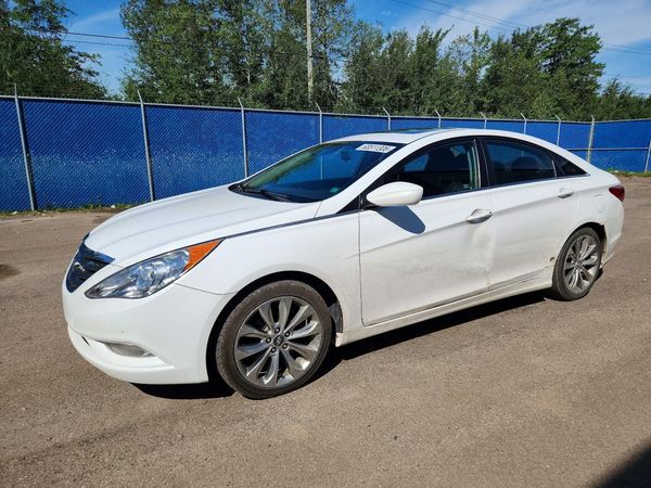 2013 HYUNDAI SONATA