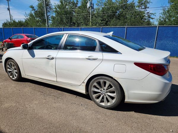 2013 HYUNDAI SONATA