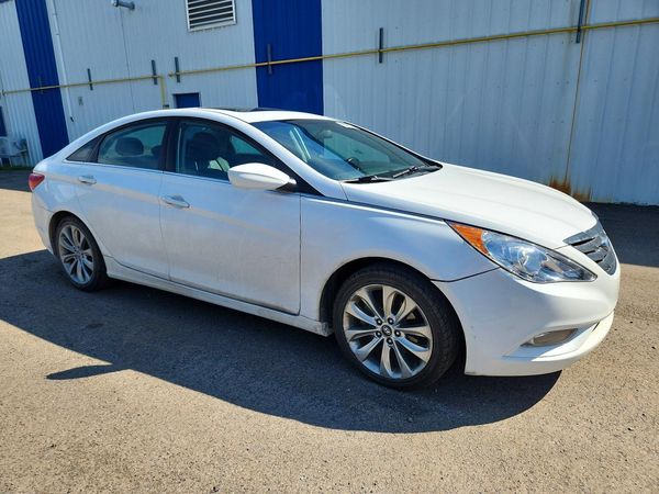 2013 HYUNDAI SONATA