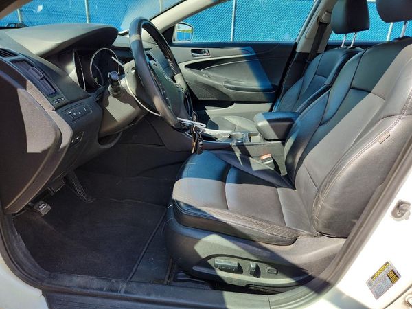 2013 HYUNDAI SONATA