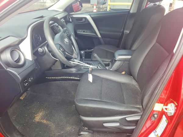 2017 TOYOTA RAV4 LE