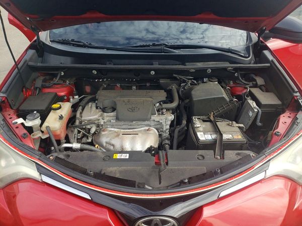 2017 TOYOTA RAV4 LE