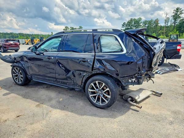 2018 VOLVO XC90 Momentum — DSRA
