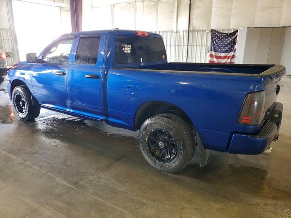 2017 RAM 1500 ST QUAD CAB 4X4
