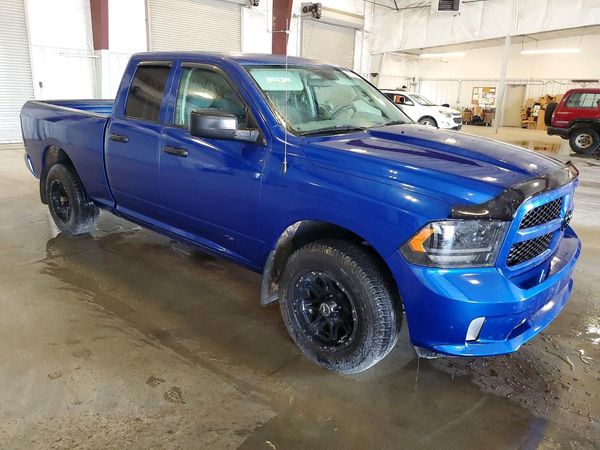 2017 RAM 1500 ST QUAD CAB 4X4