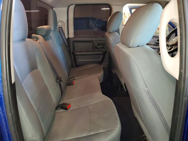 2017 RAM 1500 ST QUAD CAB 4X4