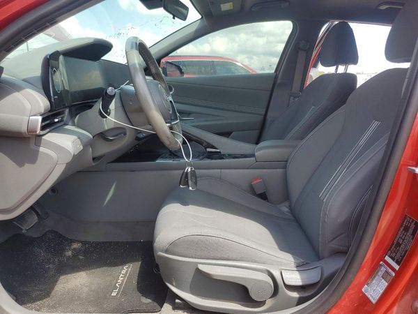 2023 HYUNDAI ELANTRA SEL w/Convenience Pkg