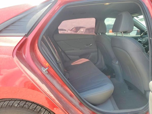 2023 HYUNDAI ELANTRA SEL w/Convenience Pkg