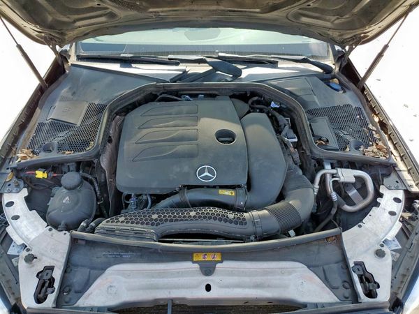 2019 MERCEDES-BENZ C C300