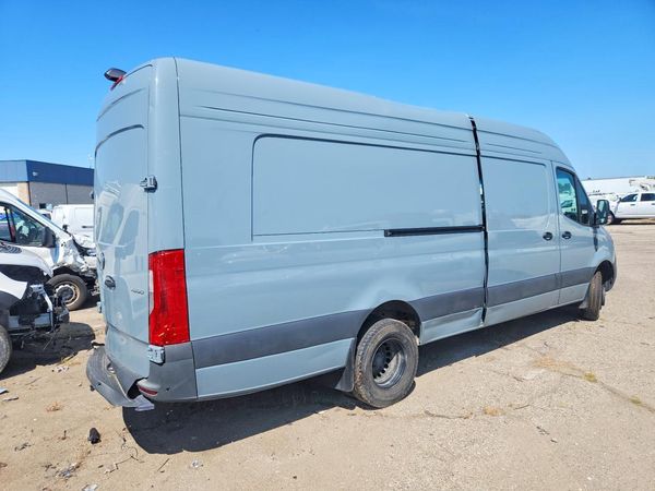 2024 MERCEDES-BENZ SPRINTER 907 (VS30)
