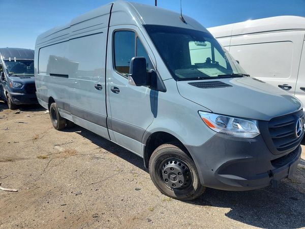 2024 MERCEDES-BENZ SPRINTER 907 (VS30)