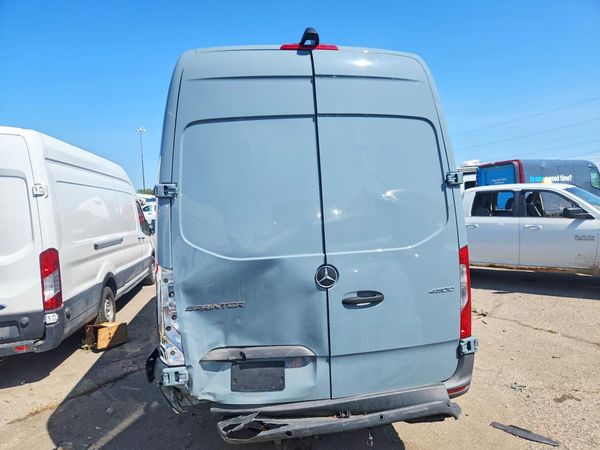 2024 MERCEDES-BENZ SPRINTER 907 (VS30)