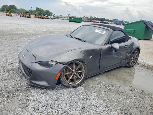 2023 MAZDA MX-5 MIATA