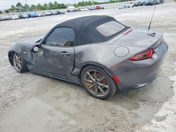 2023 MAZDA MX-5 MIATA