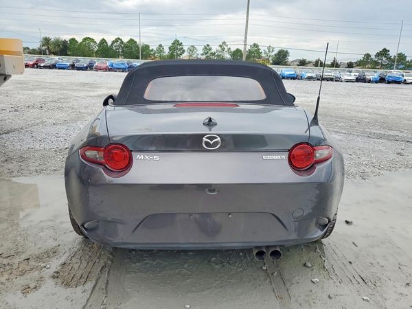 2023 MAZDA MX-5 MIATA