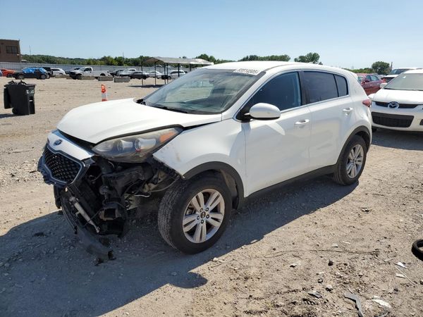2017 KIA SPORTAGE LX
