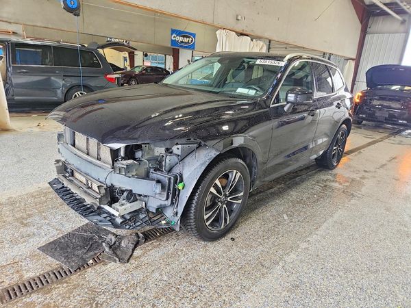 2020 VOLVO XC60