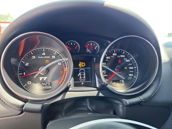 2012 AUDI TT quattro Premium Plus