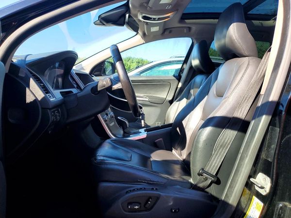 2016 VOLVO XC60