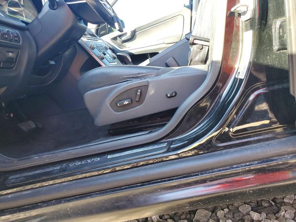 2016 VOLVO XC60