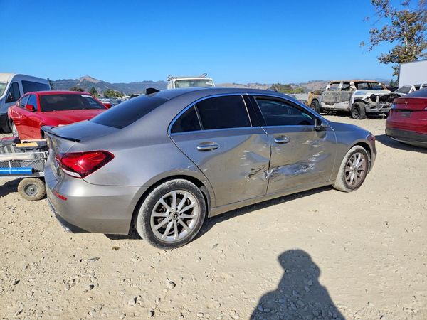 2019 MERCEDES-BENZ A A220-4M