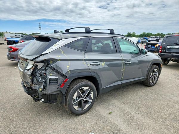 2026 HYUNDAI TUCSON SEL, SEL Plus
