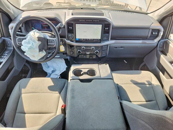 2024 FORD F150