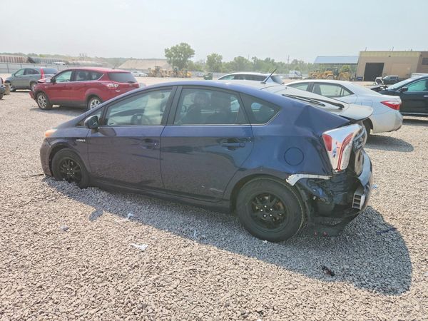 2015 TOYOTA PRIUS