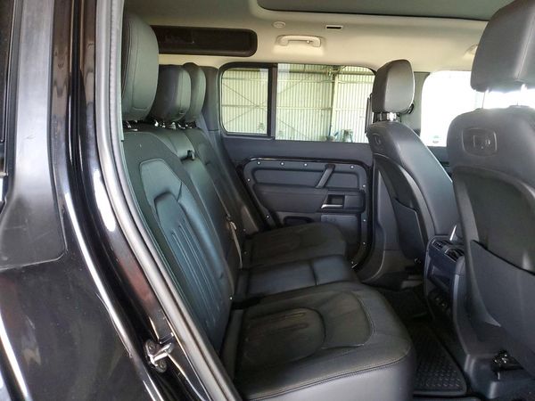 2020 LAND ROVER DEFENDER