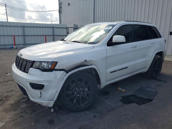 2019 JEEP GRAND CHEROKEE LAREDO 4X2