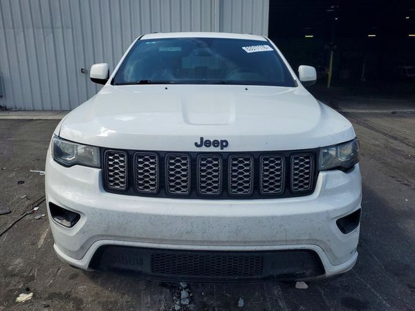 2019 JEEP GRAND CHEROKEE LAREDO 4X2