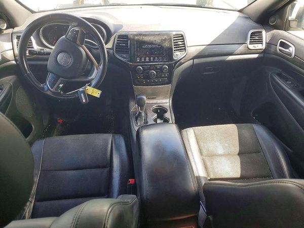 2019 JEEP GRAND CHEROKEE LAREDO 4X2