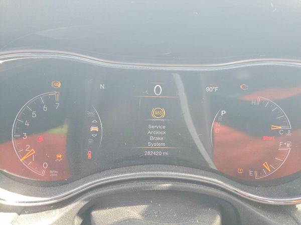 2019 JEEP GRAND CHEROKEE LAREDO 4X2