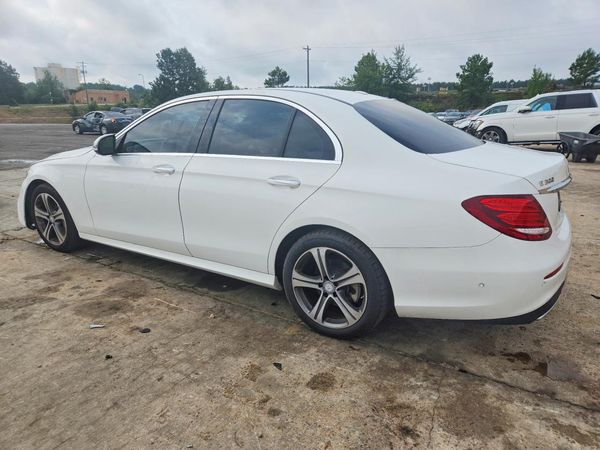 2017 MERCEDES-BENZ E E300
