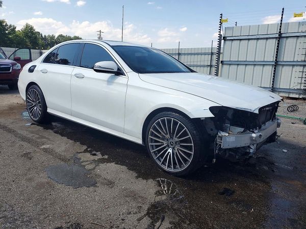 2017 MERCEDES-BENZ E E300