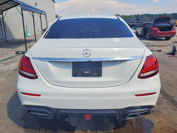 2017 MERCEDES-BENZ E E300