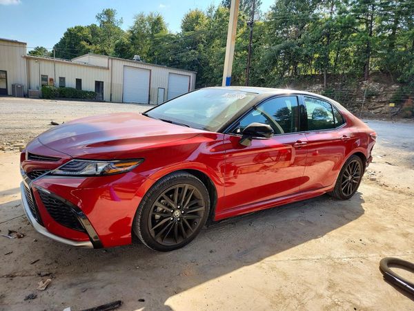 2024 TOYOTA CAMRY XSE