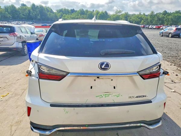 2022 LEXUS RX 450hL Premium