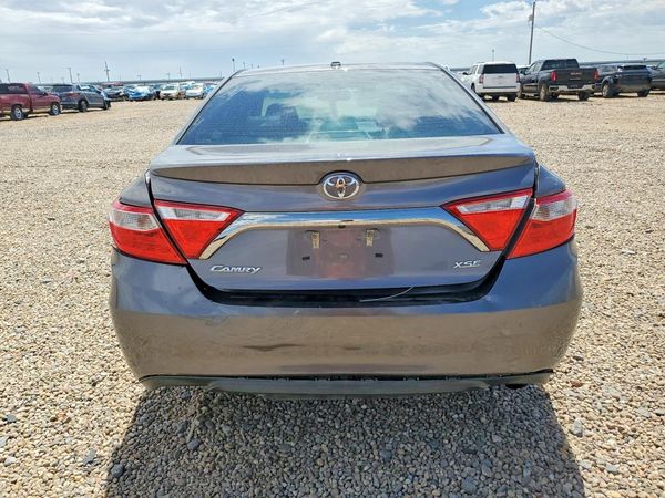 2017 TOYOTA CAMRY