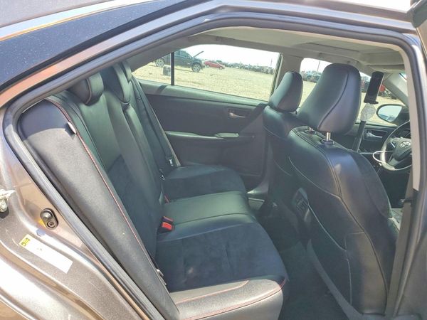 2017 TOYOTA CAMRY
