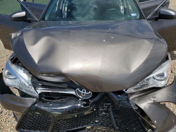 2017 TOYOTA CAMRY